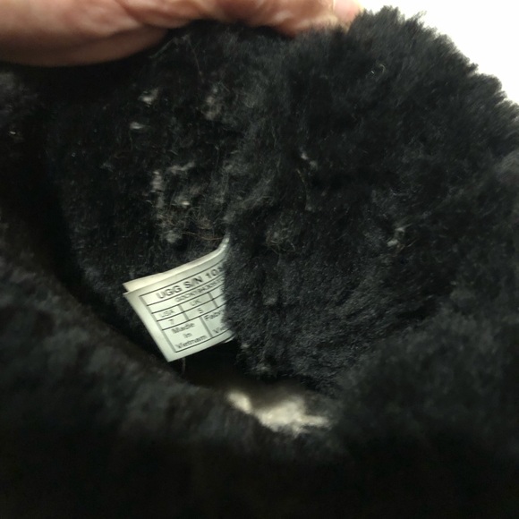 UGG Mini Black Bow Back boots - Picture 5 of 5